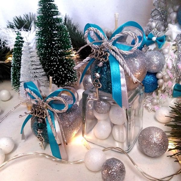 Γούρι 2024 αρωματικό κερί ρόδι ασημί-πετρόλ 6×6cm - γούρι, ρόδι, χριστουγεννιάτικα δώρα, γούρια, πρωτοχρονιά, κεριά & κηροπήγια - 3