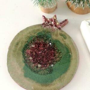 Γούρι ρόδι επιτραπέζιο από υγρό γυαλί πράσινο ανάγλυφο - ξύλο, ρόδι, διακοσμητικά - 4