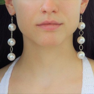 "Pearls" - Κρεμαστά σκουλαρίκια -Vintage- με λευκές πέρλες - ημιπολύτιμες πέτρες, μεταλλικά στοιχεία, κρεμαστά, πέρλες, γάντζος - 4