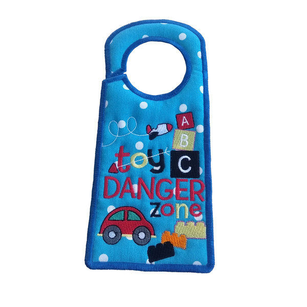 Υφασμάτινο Κεντητό Πουά Κρεμαστάρι Πόρτας 10*24 cm "Toy Danger Zone " - κεντητά, αγόρι, χειροποίητα, δωμάτιο παιδιών, κρεμάστρες