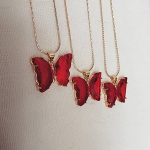Μενταγιόν πεταλούδα από επιχρυσωμένο ορείχαλκο |κόκκινο |Αγίου Βαλεντίνου - charms, επιχρυσωμένα, ορείχαλκος, πεταλούδα, αγ. βαλεντίνου - 2