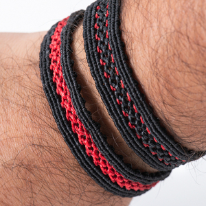 Unisex κόκκινο και μαύρο βραχιόλι μακραμε - Unisex red and black macrame bracelet - ύφασμα, μακραμέ, boho, χεριού, αυξομειούμενα - 4