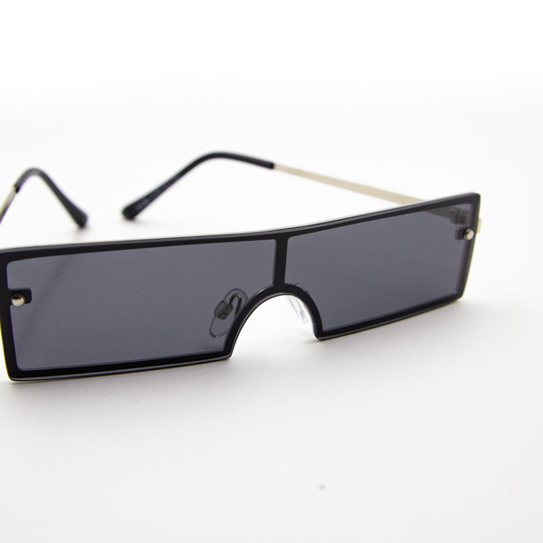 Γυαλιά ηλίου σε μαύρο χρώμα με 100% UV προστασία από τον ήλιο - αλυσίδες, γυαλιά ηλίου, κορδόνια γυαλιών, θήκες γυαλιών - 2