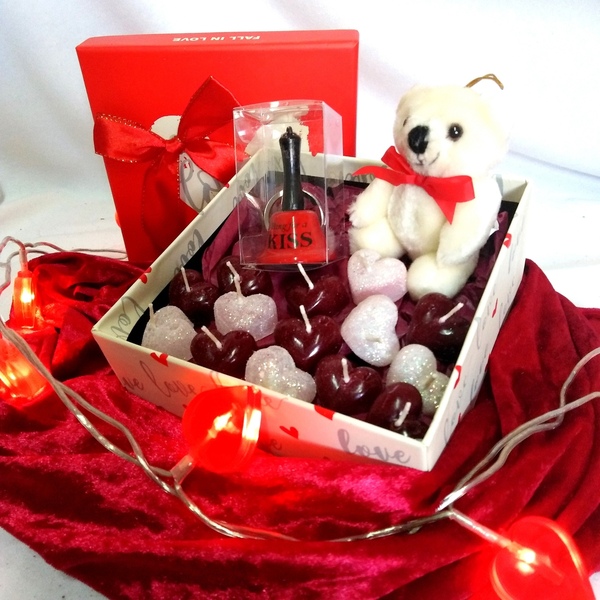 Δώρο Αγίου Βαλεντίνου με κεράκια αφροδισιακό άρωμα 15×15×6,5cm - αγάπη, σετ, αρωματικό, δώρα αγίου βαλεντίνου, αγ. βαλεντίνου, σετ δώρου - 2