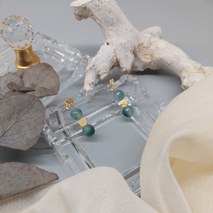 Μικρά σκουλαρίκια επιχρυσωμένα με νεφρίτη - ημιπολύτιμες πέτρες, επιχρυσωμένα, ασήμι 925, καρφωτά, φθηνά - 2