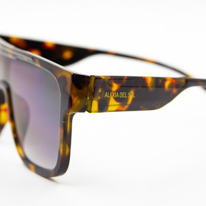 Γυαλιά ηλίου πλαστικά μαύρα με 100% UV προστασία από τον ήλιο - αλυσίδες, γυαλιά ηλίου, κορδόνια γυαλιών, θήκες γυαλιών - 5