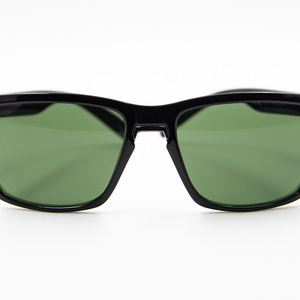 Γυαλιά ηλίου μαύρα με πλαστικό υλικό και 100% UV προστασία από τον ήλιο - αλυσίδες, γυαλιά ηλίου, κορδόνια γυαλιών, θήκες γυαλιών