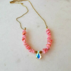 Κολιέ με τσιπς ροζ κοραλλιού. - ημιπολύτιμες πέτρες, charms, κοντά, ατσάλι - 4