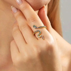 Επίχρυσο Δαχτυλίδι Φίδι με Πολύχρωμα Ζιρκον - επιχρυσωμένα, ορείχαλκος, γεωμετρικά σχέδια, για γάμο, αυξομειούμενα