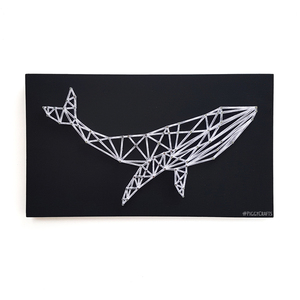 Ξύλινο κάδρο με καρφιά & κλωστές "Polygon Whale" 35x20cm - πίνακες & κάδρα, γεωμετρικά σχέδια, δώρα για άντρες
