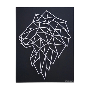 Ξύλινο κάδρο με καρφιά & κλωστές "Polygon Lion" 35x27cm - πίνακες & κάδρα, λιοντάρι, δώρα για άντρες
