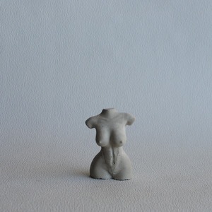 Διακοσμητικό γυναικείο σώμα με καμπύλες από τσιμέντο γκρι 9.5cm | Concrete Decor - τσιμέντο, διακοσμητικά - 2