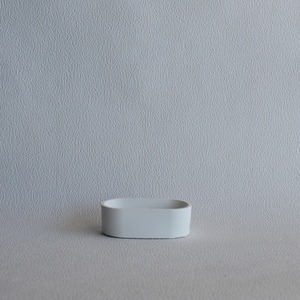 Concrete Small Oval Pot White 9.5cm| Οβάλ μικρή θήκη από τσιμέντο Λευκό | Handmade Concrete Creations | - δίσκος, τσιμέντο, πιατάκια & δίσκοι - 2