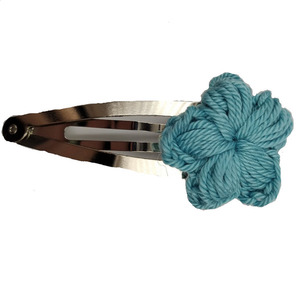 Σετ μεγάλα κλιπ μαλλιών με πλεκτό λουλούδι (2 τεμ.) - νήμα, crochet, hair clips
