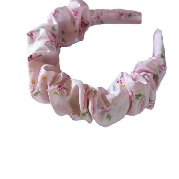 Χειροποίητη υφασματινη scrunchie στέκα μαλλιών σε ροζ χρώμα πουα με τριανταφυλλακια 40cm μήκος - ύφασμα, φλοράλ, δώρα για γυναίκες, στέκες μαλλιών παιδικές, στέκες