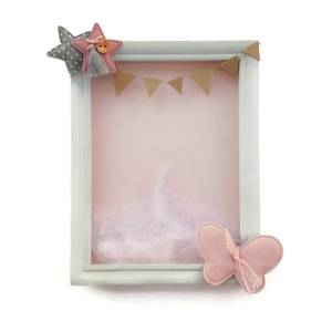 Παιδική Ξύλινη Κορνίζα 3d Τρισδιάσταση με Πεταλούδα και Αστέρια 18x23x2.4 εκ The Pink Feather - κορίτσι, πεταλούδα, κορνίζες