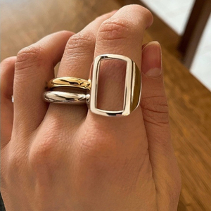 Γυναικείο φαρδύ δαχτυλίδι με ιδιαίτερο σχεδιασμό από ασήμι επιπλατινωμένο ανοιγόμενο ασημί - ασήμι 925, γεωμετρικά σχέδια, μεγάλα, επιπλατινωμένα, αυξομειούμενα - 3