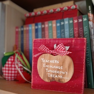 Επιτραπέζιο ξύλινο διακοσμητικό μήλο δώρο για τη δασκάλα 20×15×7εκ. - διακοσμητικά, δώρα για δασκάλες, ξύλινα διακοσμητικά - 3