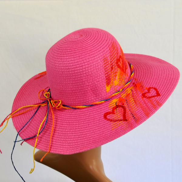 Ζωγραφισμένο στο χέρι ροζ γυναικείο καπέλο Καρδιές - γυναικεία, χειροποίητα, ψάθινα - 4
