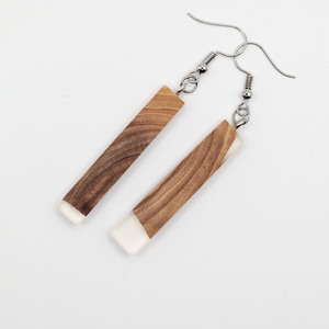 Σκουλαρίκια με ξύλο ελιάς και διάφανο υγρό γυαλί - μήκος 4.2 εκ - ξύλο, γυαλί, boho, κρεμαστά