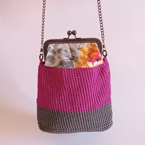 Γυναικεία χειροποίητη τσάντα clutch ώμου ή χιαστί πλεγμένη με βελονάκι και επενδυμένη με ύφασμα με λουλούδια - ύφασμα, clutch, χιαστί, φλοράλ, πλεκτές τσάντες - 3