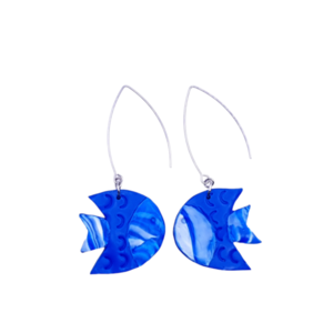 "Marble Fish" I Χειροποίητα μοντέρνα καλοκαιρινά κρεμαστά σκουλαρίκια από πολυμερικό πηλό - 8cm - χρώμα μπλε - πηλός, ατσάλι, κρεμαστά, μεγάλα, γάντζος