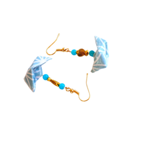 Σκουλαρίκια origami με γαλάζια καραβάκια και μεταλλικά ψαράκια - μήκος 6.0εκ. - χαρτί, καραβάκι, boho, κρεμαστά - 4