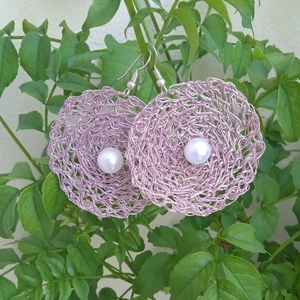 Wire crochet στρογγυλά μωβ σκουλαρίκια χαλκού με πέρλα - διάμετρος 5 cm - χαλκός, κρεμαστά, πέρλες, μεγάλα, πλεκτά - 5