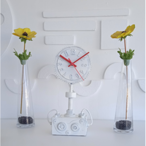 Ρολόι  επιτραπέζιο χειροποίητο από ξύλο μέταλλο και πλαστικό ,σε  λευκό    χρώμα - ξύλο, επιτραπέζια - 4