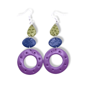 "Blueberry Fusion" I Χειροποίητα κρεμαστά σκουλαρίκια από πολυμερικό πηλό -9,5 cm - χρώμα μωβ / γκρι / πράσινο - πηλός, μακριά, κρεμαστά, μεγάλα, γάντζος