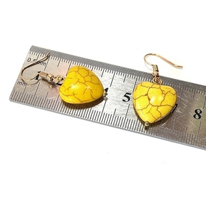 Σκουλαρίκια με κίτρινες καρδιές χαολίτη - ημιπολύτιμες πέτρες, επιχρυσωμένα, μικρά, boho, κρεμαστά - 2
