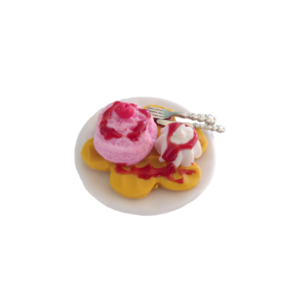 Δαχτυλίδι βάφλα μεσαία με παγωτό φράουλα, σαντιγί και σιρόπι με πολυμερικό πηλό / μεγάλο / μεταλλική βάση / αυξομειούμενο / Twice Treasured - πηλός, cute, γλυκά, αυξομειούμενα, kawaii - 2