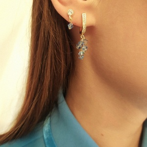 Cinderella Swarovski earrings-ice blue| Σκουλαρίκια με ice-blue κρύσταλλα Swarovski - επιχρυσωμένα, swarovski, κρίκοι, μικρά, ατσάλι - 4