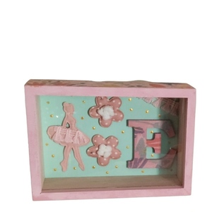 Κουμπαράς ξύλινος 12x17 εκατοστά με μονόγραμμα - κορίτσι, μπαλαρίνα, κουμπαράδες, προσωποποιημένα