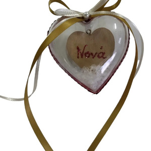 Πλέξιγκλας καρδιά με εσωτερική ξύλινη καρδιά που μπορούμε να γράψουμε το όνομα του παιδιού σας 5cm - ξύλο, plexi glass, στολίδια, προσωποποιημένα, μπάλες