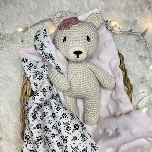 Πλεκτό κουκλάκι αρκουδάκι 16εκ. με πανάκι παρηγοριάς άσπρο με ανθάκια βαμβακερό/ροζ μίνκυ - λούτρινα, δώρα για μωρά, δώρο γέννησης, πλεκτό ζωακι - 3