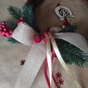 Χειροποίητο στεφάνι καφέ 30cm με μπερις - ξύλο, στεφάνια, χειροποίητα, χριστουγεννιάτικο δέντρο - 3