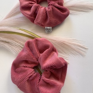 Pink velvet scrunchie - ύφασμα, λαστιχάκια μαλλιών