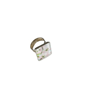 Ξύλινα σκουλαρίκια με δαχτυλίδι λουλούδια - ξύλο, γυαλί, λουλούδι, κρεμαστά, γάντζος - 2