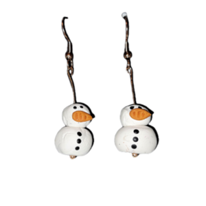 Σκουλαρίκια χειροποίητα, 3d χιονάνθρωπο, από πολυμερικό πηλό και ατσάλι, λευκό και πορτοκαλί - πηλός, ατσάλι, κρεμαστά, χριστούγεννα, χιονάνθρωπος