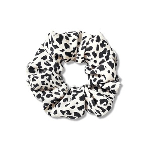 Χειροποίητο scrunchie με leopard print - ύφασμα, animal print, χειροποίητα, λαστιχάκια μαλλιών