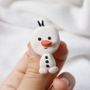 Olaf | Χειροποίητη καρφίτσα χιονάνθρωπος από πολυμερικό πηλό (4,5εκ.) - ορείχαλκος, πηλός - 2