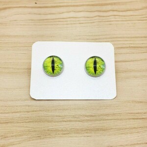 Σκουλαρίκια Μάτι Δράκου πράσινα με υγρό γυαλί / καρφωτά / S2133 - γυαλί, καρφωτά, ατσάλι, φθηνά - 2