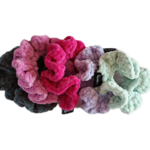 Βελούδινα πλεκτά schunchies/ Velvet crochet schunchies - νήμα, λαστιχάκια μαλλιών