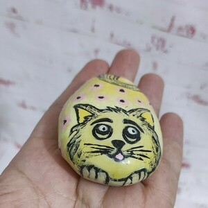 Ζωγραφισμένo βότσαλο SeaGardenStone με γατούλα, - πέτρα, γάτα, διακοσμητικές πέτρες - 2