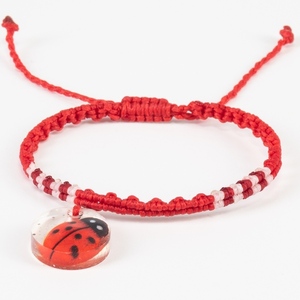 Μάρτης βραχιόλι με Πασχαλίτσα- Martaki Bracelet Macrame with ladybug - March Bracelet - νήμα, μαρτάκια, μαμά και κόρη, χεριού, αυξομειούμενα