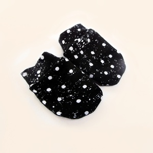 βρεφικά γάντια χούφτες για νεογέννητο αγόρι μαύρα με πιτσιλιές λευκές - αγόρι, δώρα για μωρά, σετ δώρου, βρεφικά ρούχα - 3