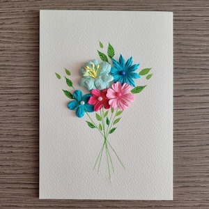 Ευχετήρια κάρτα με χάρτινα λουλούδια και λεπτομέρειες ζωγραφισμένες στο χέρι - 2 - ζωγραφισμένα στο χέρι, χαρτί, λουλούδια, ευχετήριες κάρτες