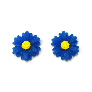 Flowers - Καρφωτά σκουλαρίκια λουλούδια από μπλε πηλό - πηλός, λουλούδι, καρφωτά, ατσάλι, καρφάκι