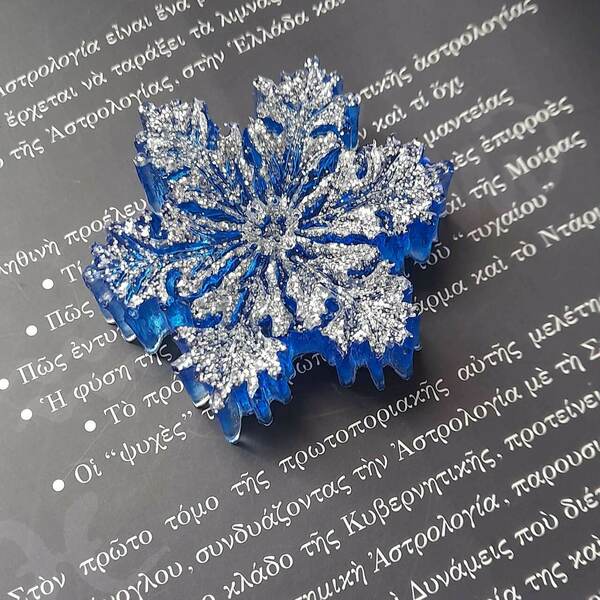 Χειροποίητο Press Papier νιφάδα χιονιού από υγρό γυαλί - εποξική ρητίνη, χιονονιφάδα, αξεσουάρ γραφείου - 2
